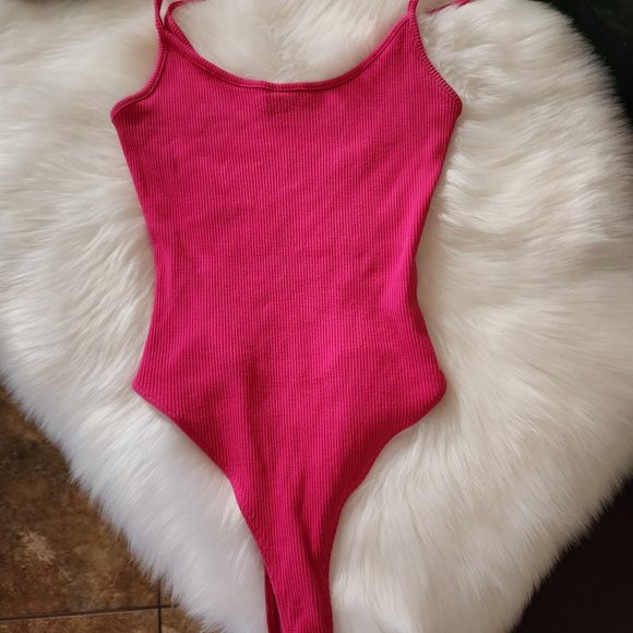 Naked Wardrobe Rasberry Snatched Bodysuit and Tube Top Lot L M - Picture 2 of 12
